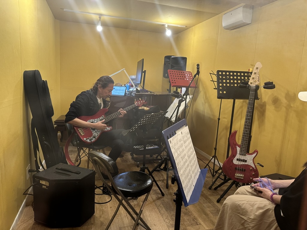 C90A26D6-EE5A-455B-B2BC-2BE9B3AD747D_1_105_c